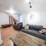 Dzirnavu Apartamento