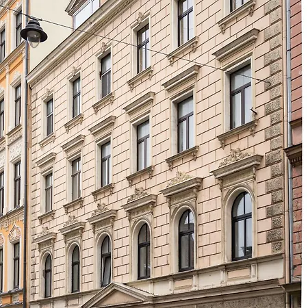 Dzirnavu Апартаменты Рига